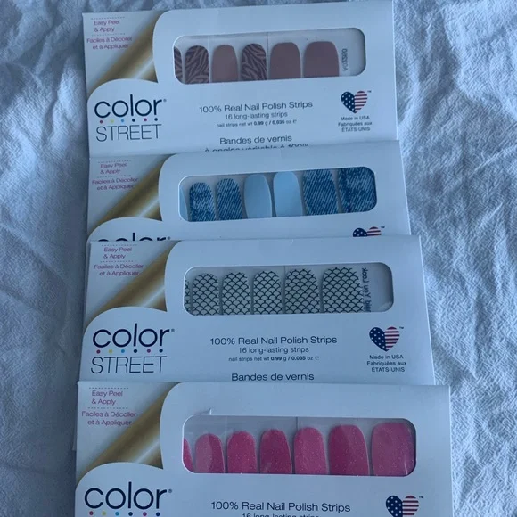 Color street - Picture 1 of 1